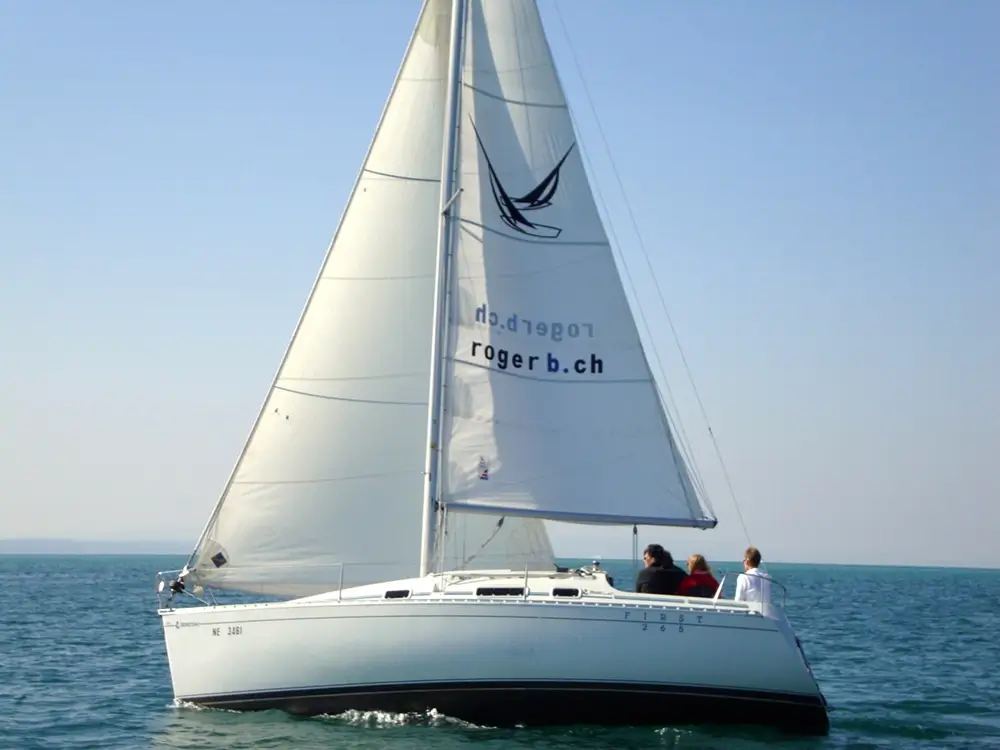segelboot-bootsfahrschule-hauterive Segelboot bootsfahrschule hauterive